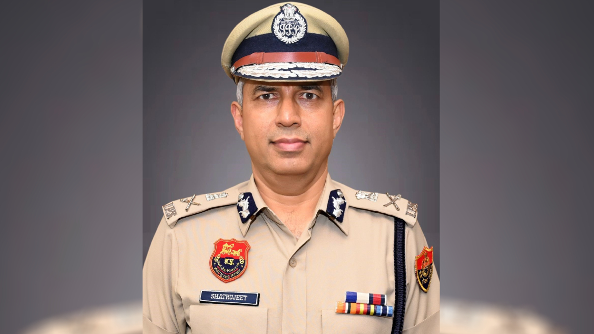 shatrughan kapoor will return from leave to join the post of dgp after the haryana governments panel was returned by the union public service commission