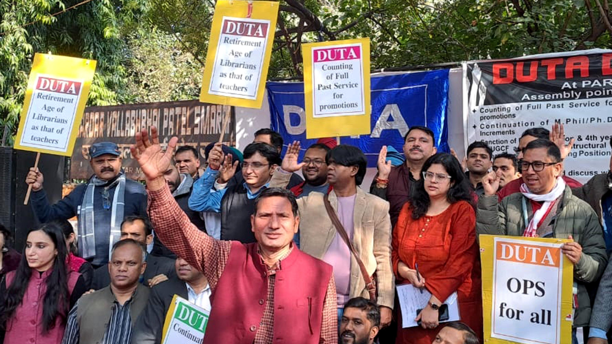 duta protest at jantar mantar for pending demands