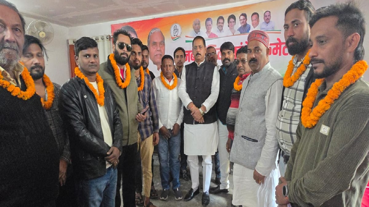 dhanbad politics jmm leaders joining congress impacts alliance