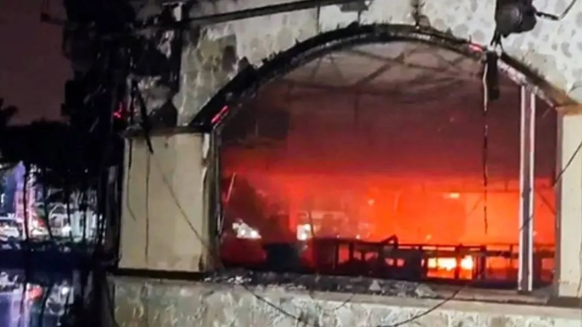 two youths die in goa nightclub fire