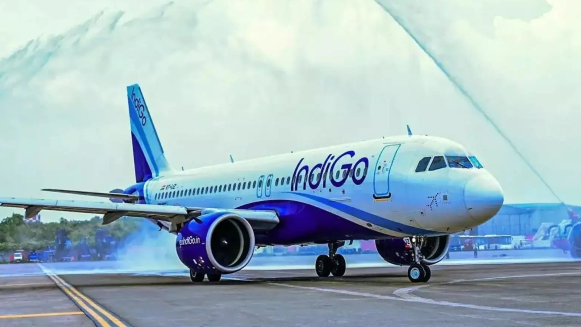 delhi igi airport indigo flight cancellations cause travel chaos