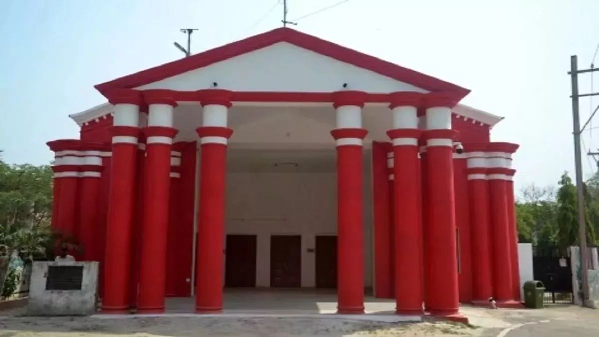 agency reinstated by municipal corporation has abandoned contract for collecting fees from parking lot bihar news