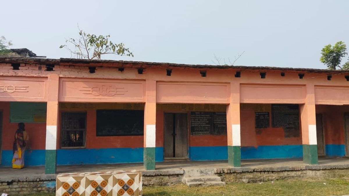 roof of malpur middle school collapsed children narrowly escaped