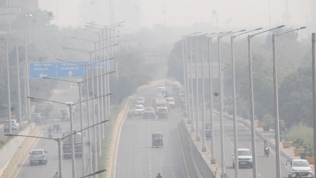 noidas air pollution crisis aqi worsens