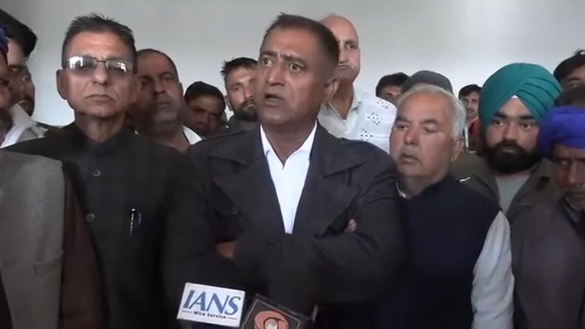 former himachal pradesh congress mla satpal raijada has opened a front against his own government raising questions about the income of politicians