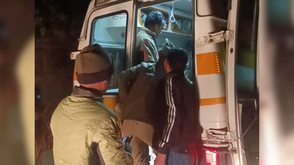 driver injured as pickup truck falls into gorge at ticketghar