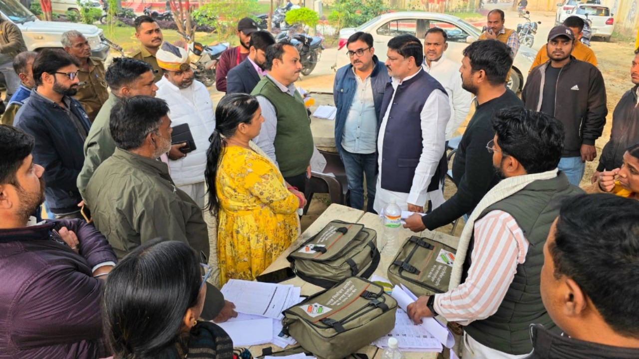 ayodhya missing forms tej narayan pandey meets officer