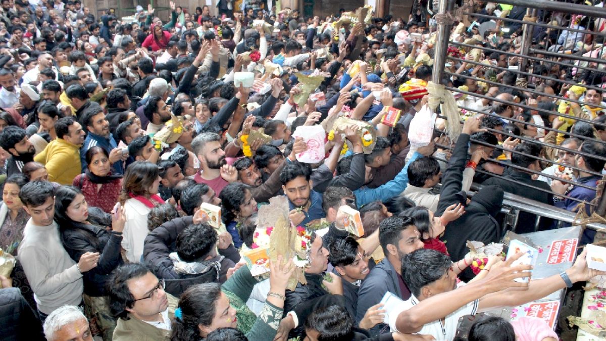 situation worsened due to overcrowding at banke bihari and radharaman temples vrindavan