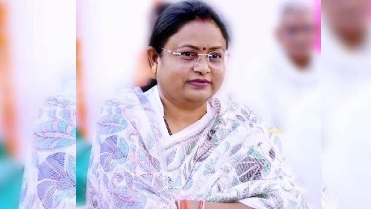 mayor nephew allegedly shoved the assistant municipal commissioner at the stadium and accused of threatening him in front of the crowd