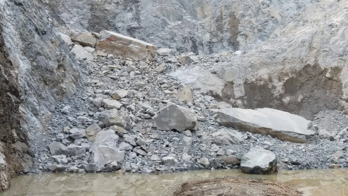 sonbhadra mining ban rock prices soar after accident