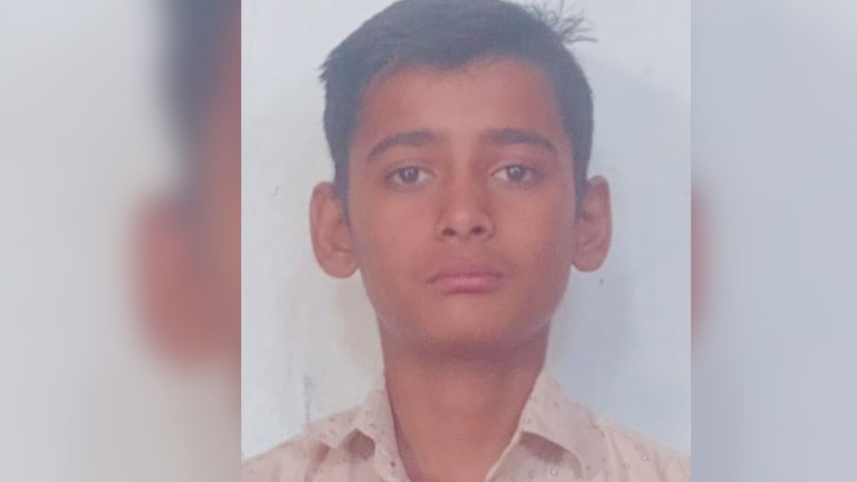 bike accident in shravasti one teenager dead one injured