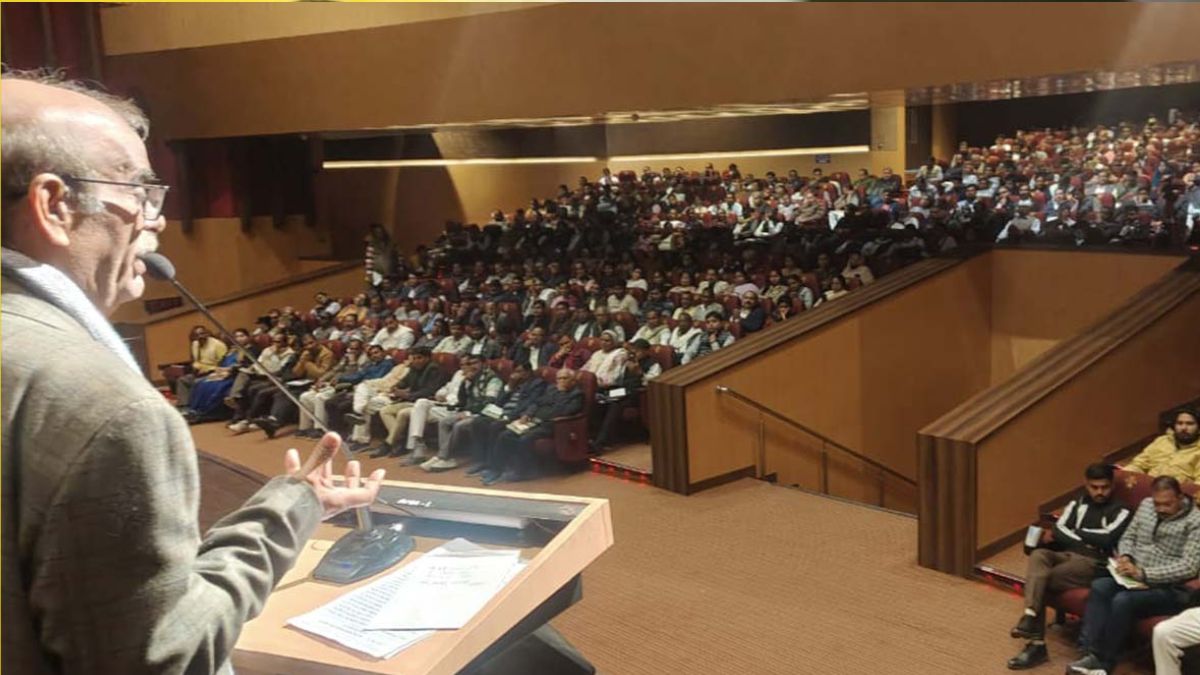 dr np singh says indian education board will pave the way for integration of modern and indian education