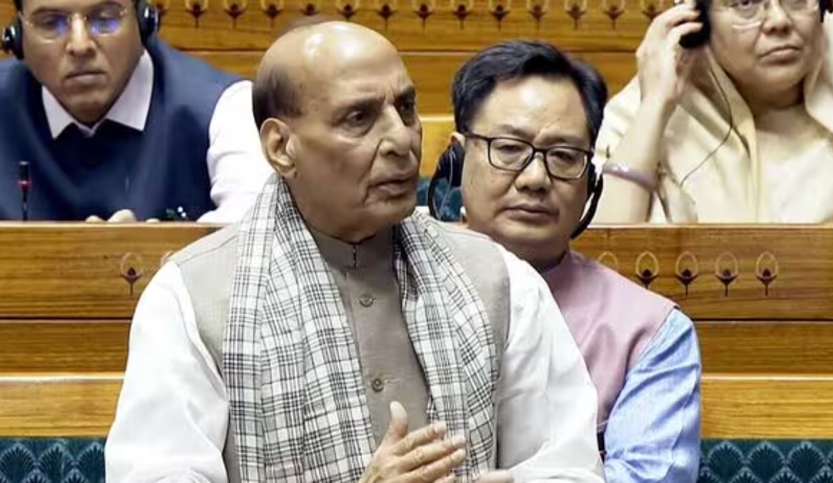 vande mataram respect as national anthem rajnath singh targeting the congress