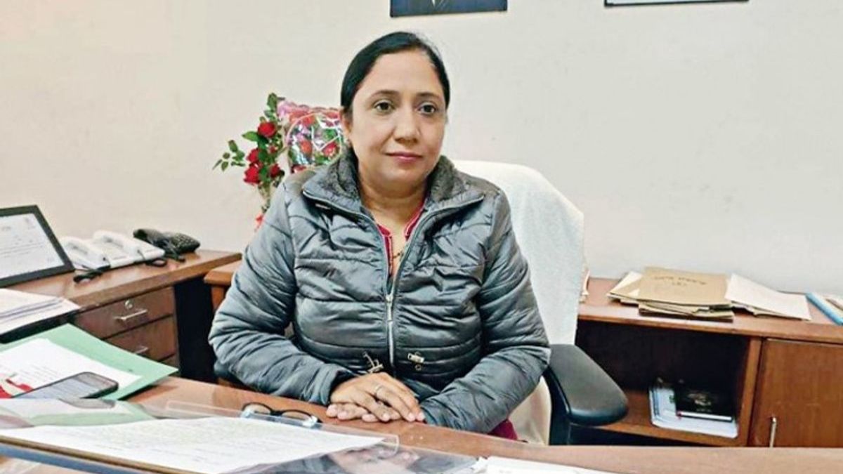 hello this is cabinet minister baljit kaurs husband and demanding money a case has been filed against the accused