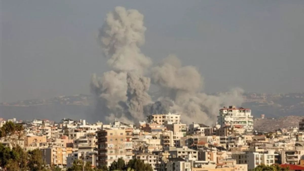 israel air strike in lebanon idf targets hezbollah
