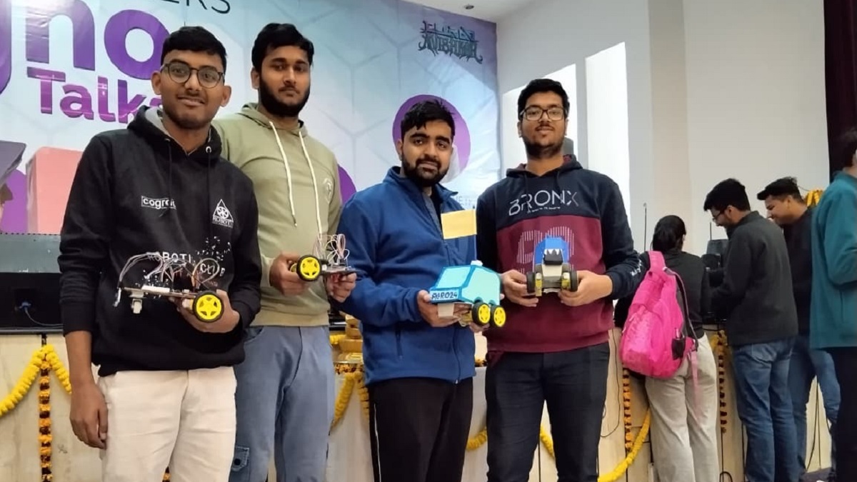 gesture controlled robot vehicle mnnit prayagraj students innovation