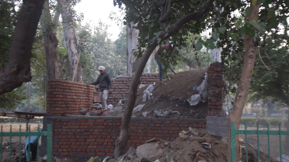 statue reconstruction begins in sardar patel park