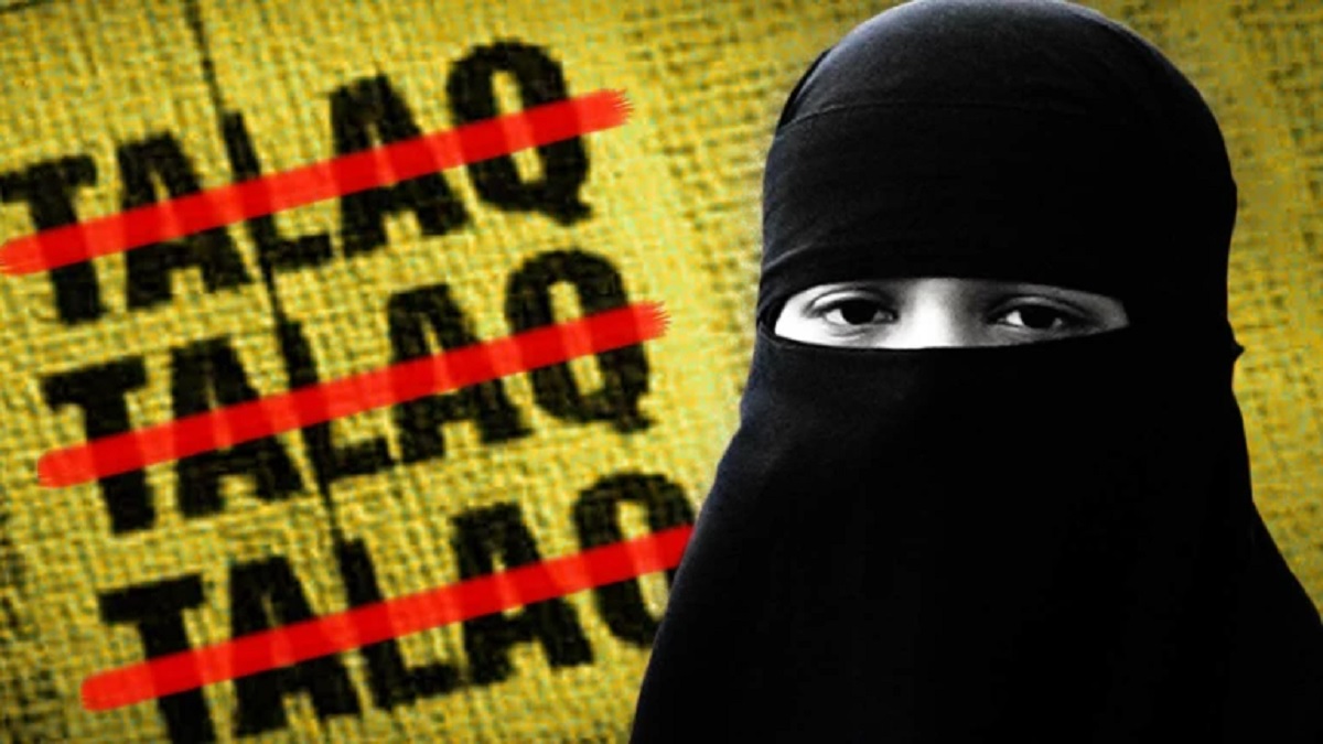 pakur husband sends triple talaq via post fir filed
