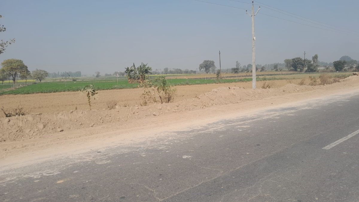 nhai levels budaun bypass ditches with soil to prevent fog accidents