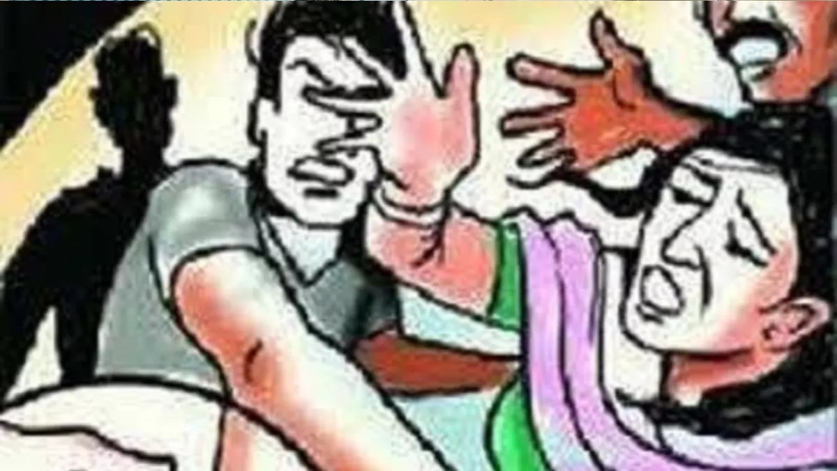 varanasi clash mobile call dispute leads to violent fight