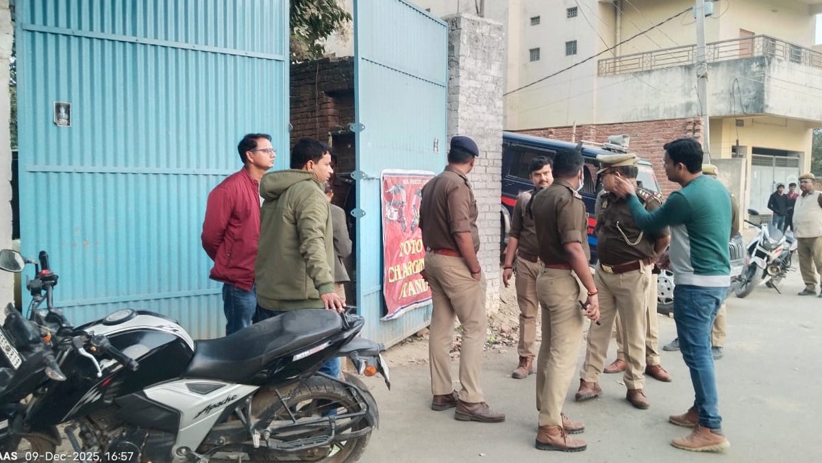 chanduali cough syrup case varanasi police action and investigation