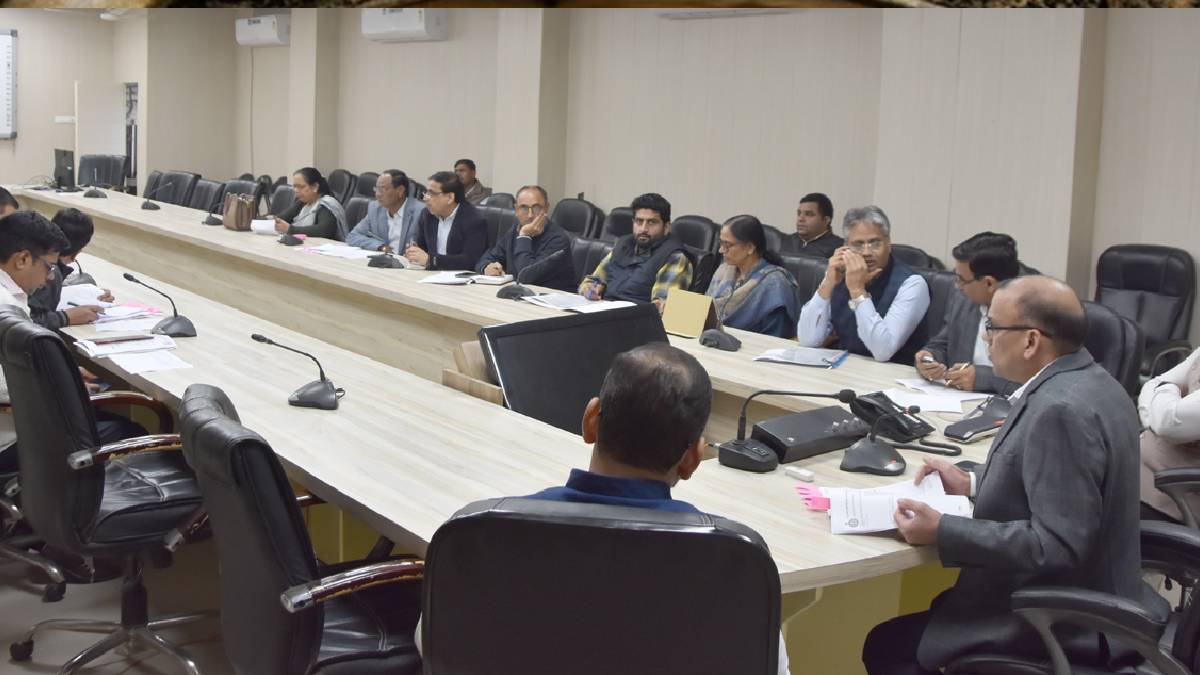 fatehabad dc on cm announcements project deadlines