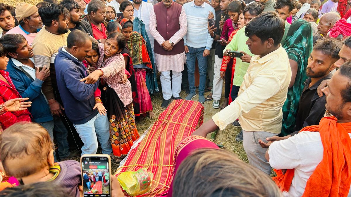 goa fire up man dies in nightclub fire