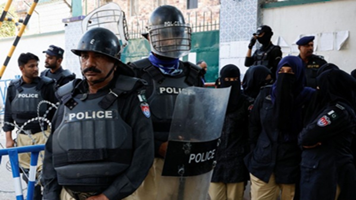 hindu woman and her minor daughter kidnapped in pakistan