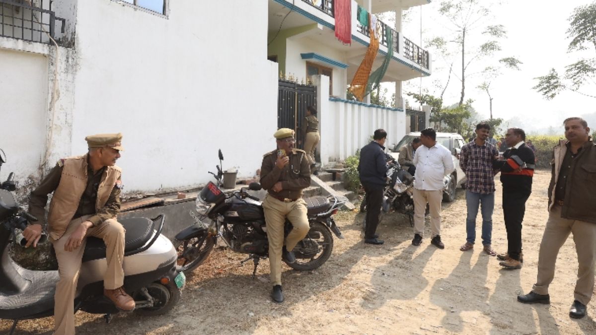 lucknow woman kills livein partner for assets