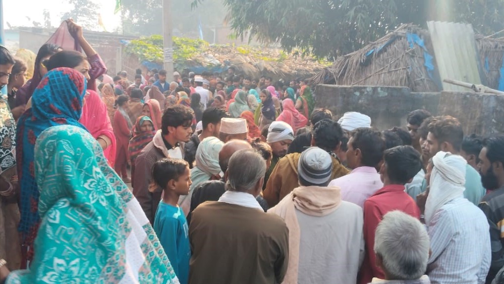 man dies after fall from 15story building in pune