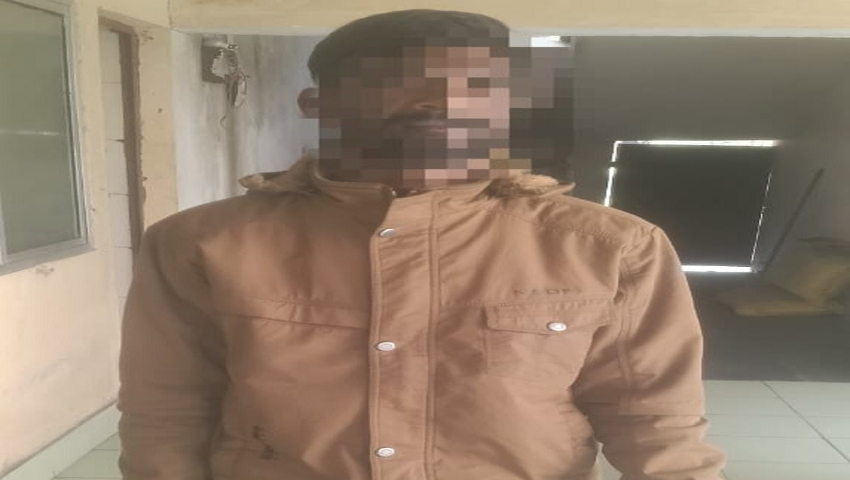 drug peddler arrested in jamshedpur with brown sugar
