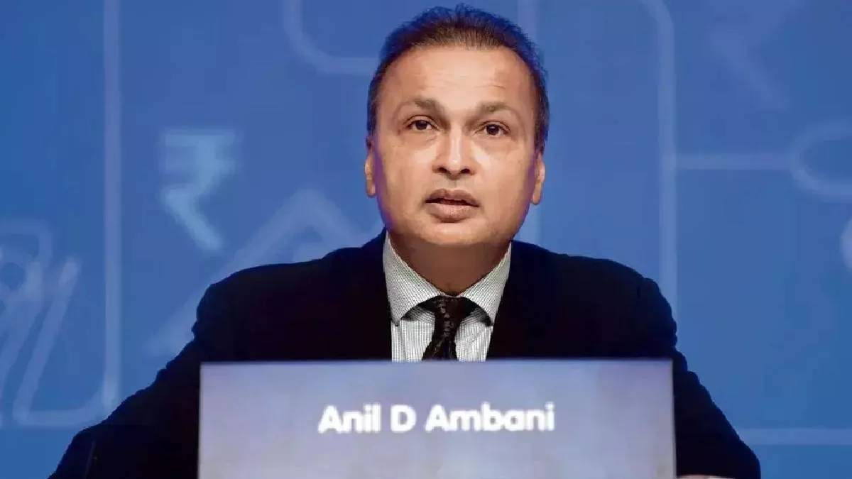 anil ambani reliance power and infra shares plummet as son faces cbi action