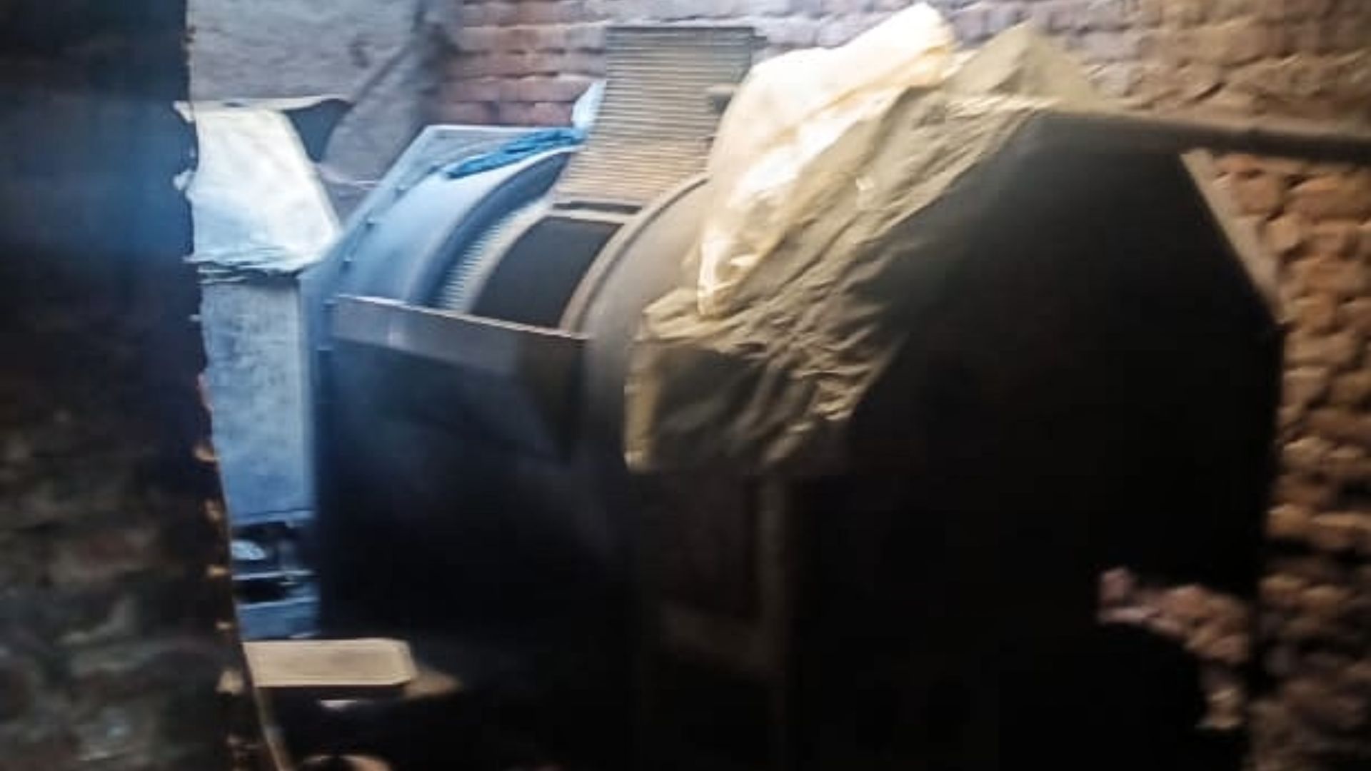 delhi illegal jeans dyeing factories sealed