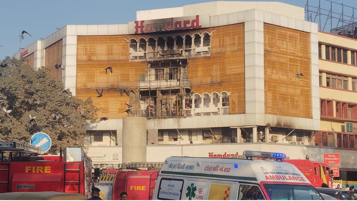 fire at hamdard building on asaf ali road delhi