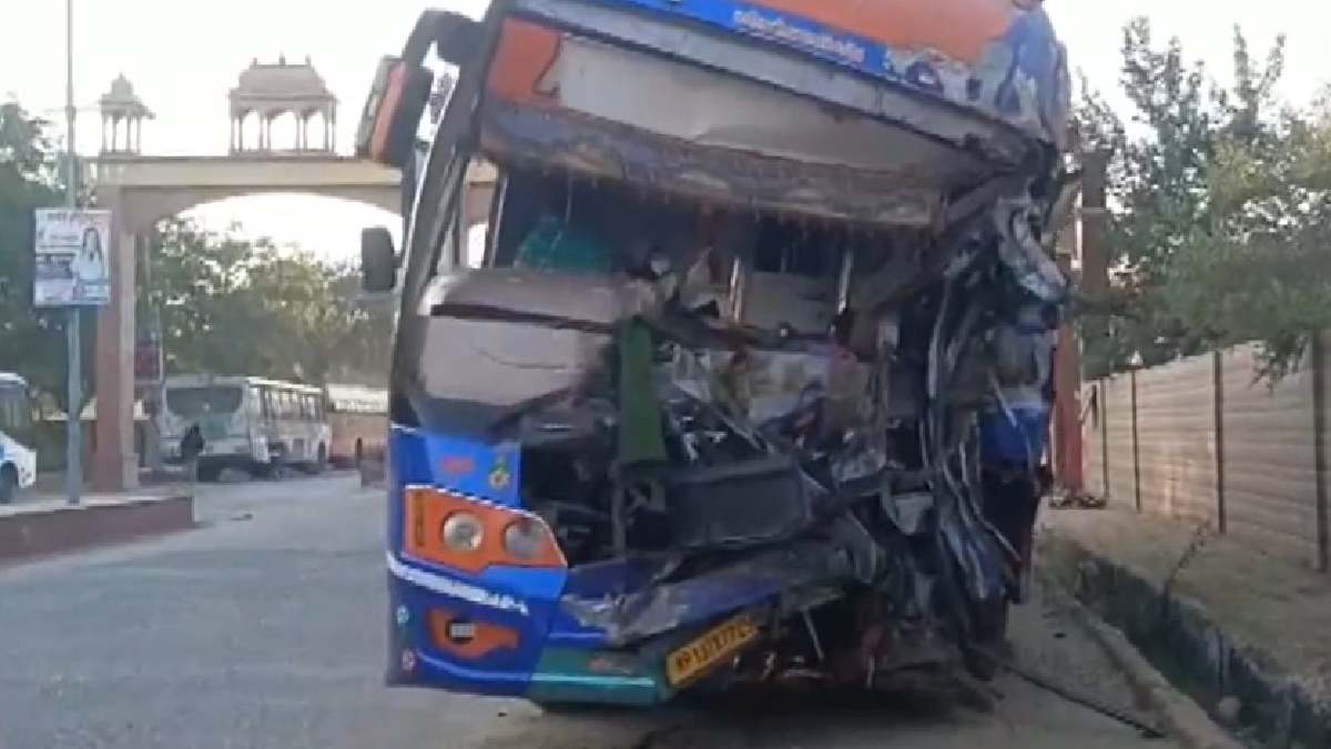 rajasthan bus accident bus going to khatu shyam collides with truck casualties