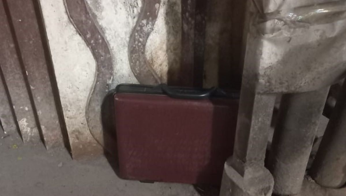 varanasi unclaimed briefcase sparks panic