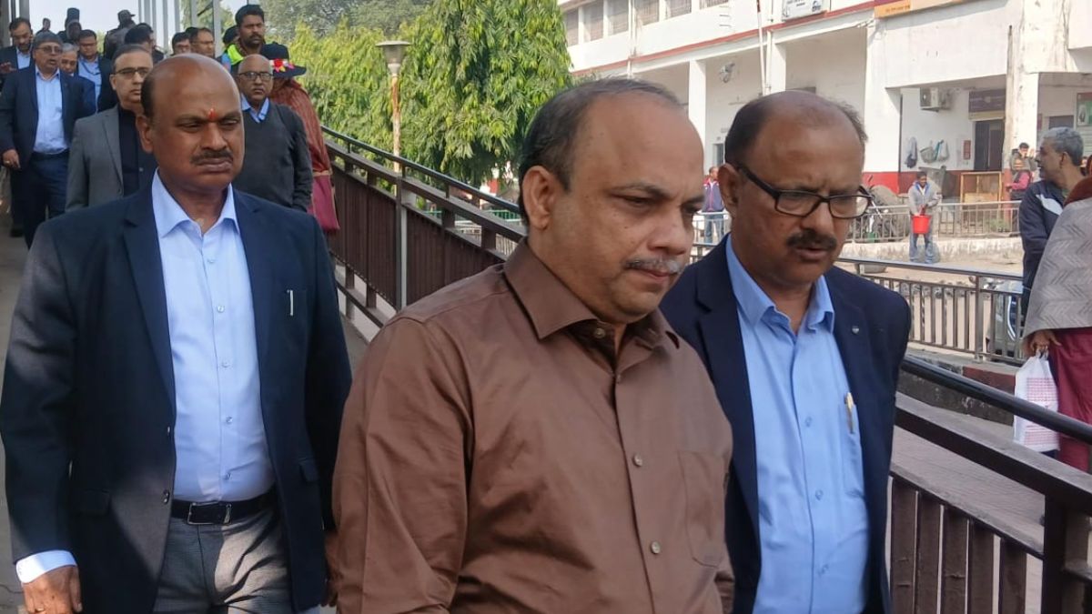 pmo concerned over kenduadih gas leak