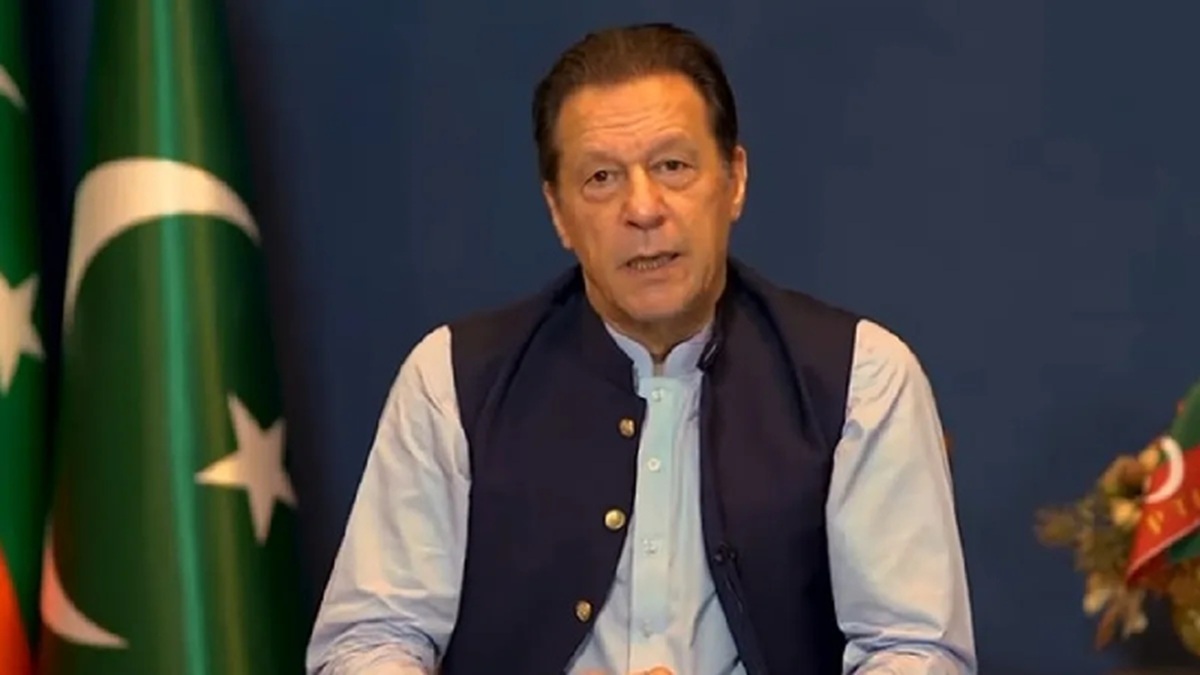 resolution passed to ban imran khan and his party from politics