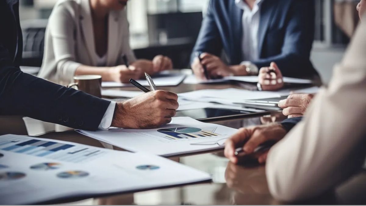 amazon plan to invest 35 billion dollar in india next 5 years check details