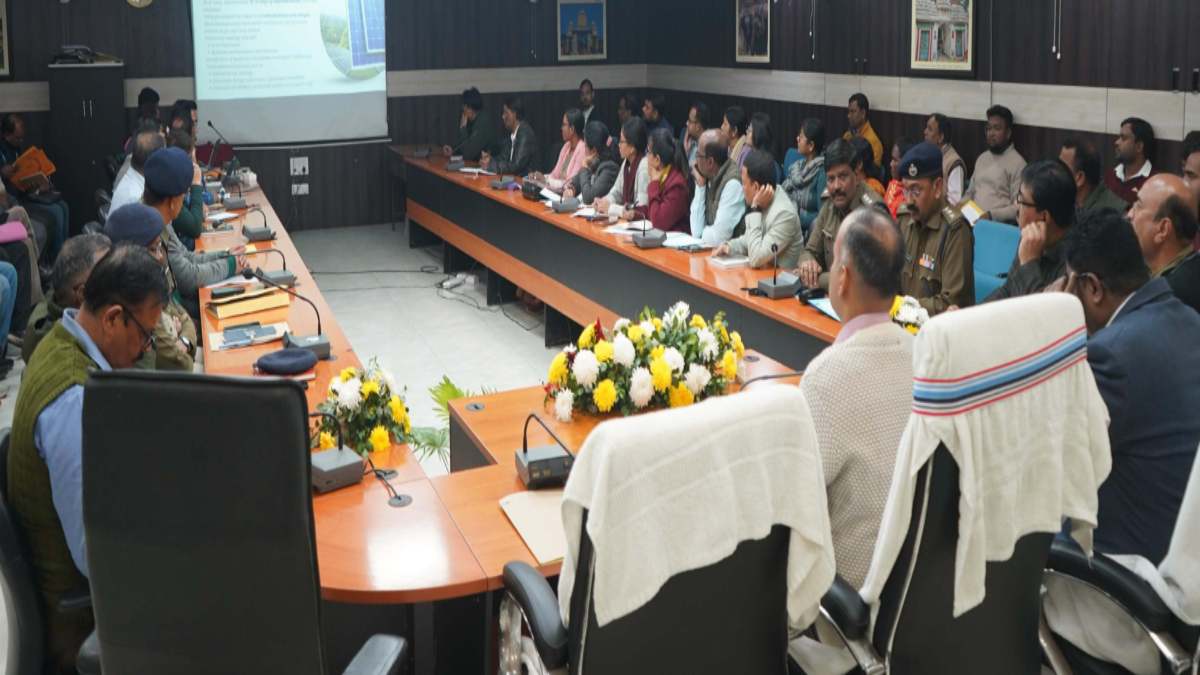 jamshedpur crackdown on illegal mining