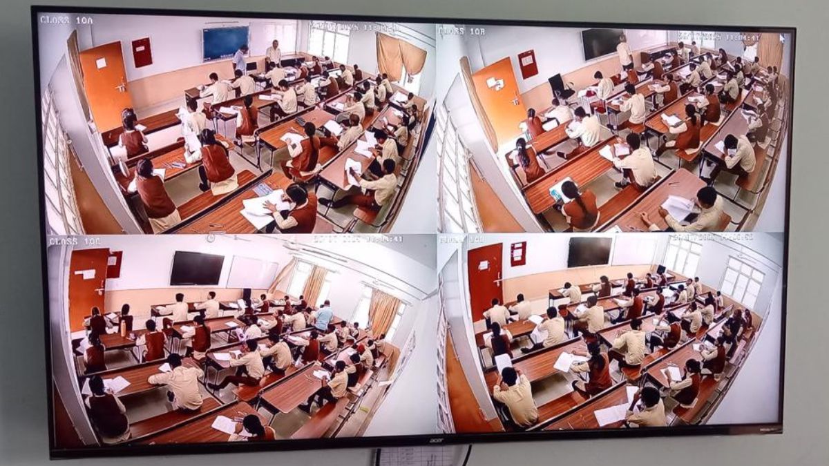 atal command center live monitoring of up schools