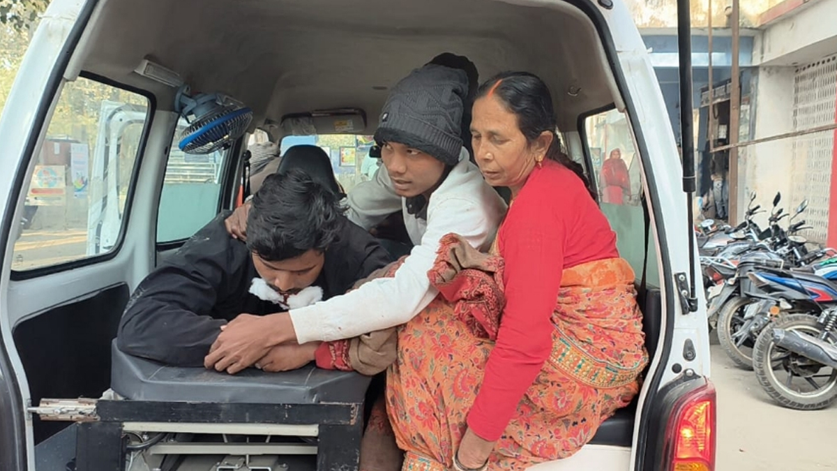 gaya youth shot after dispute in sherghati