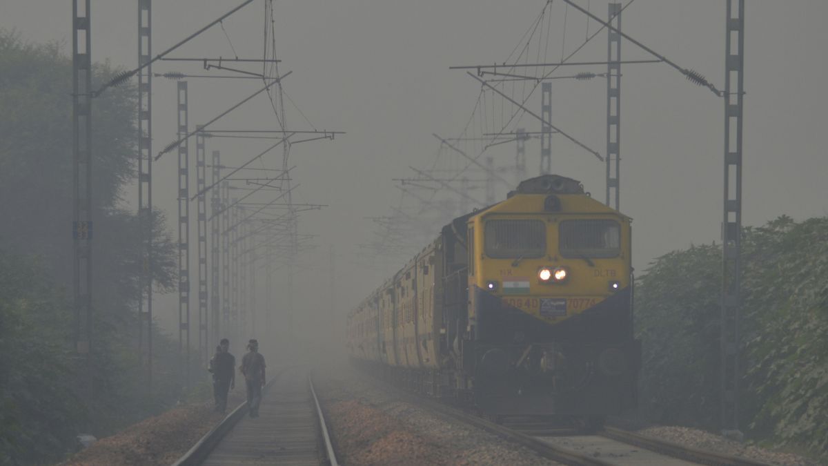 up weather gonda cold wave train delays