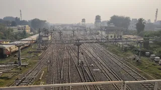 जमालपुर का डायमंड क्रॉसिंग स्लीपर। जागरण