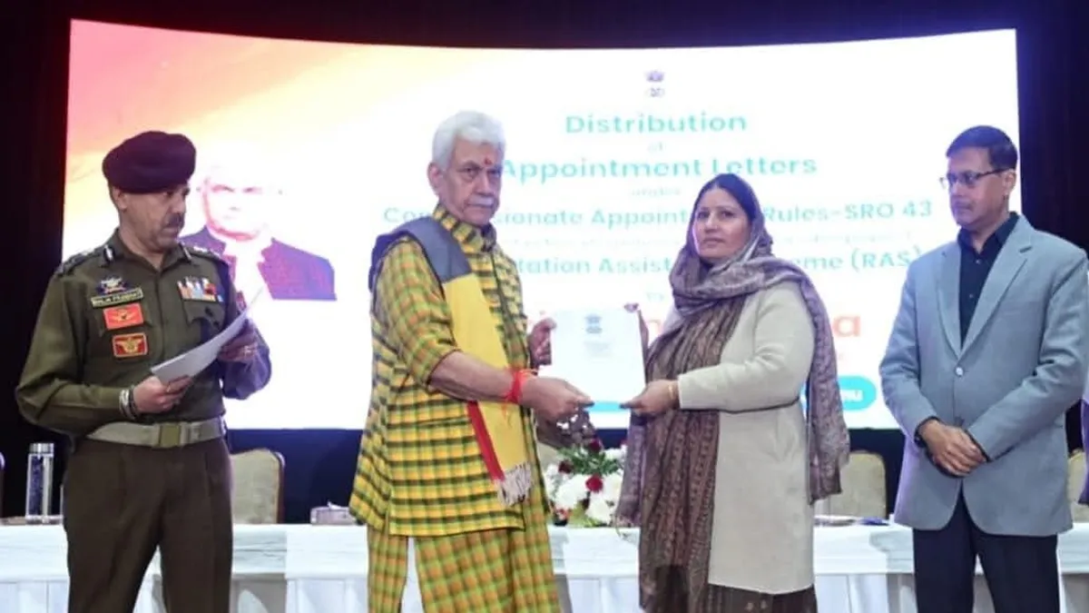 https://www.jagranimages.com/images/2025/12/11/article/image/Lg-Manoj-Sinha-Jammu-1765450698835.jpg