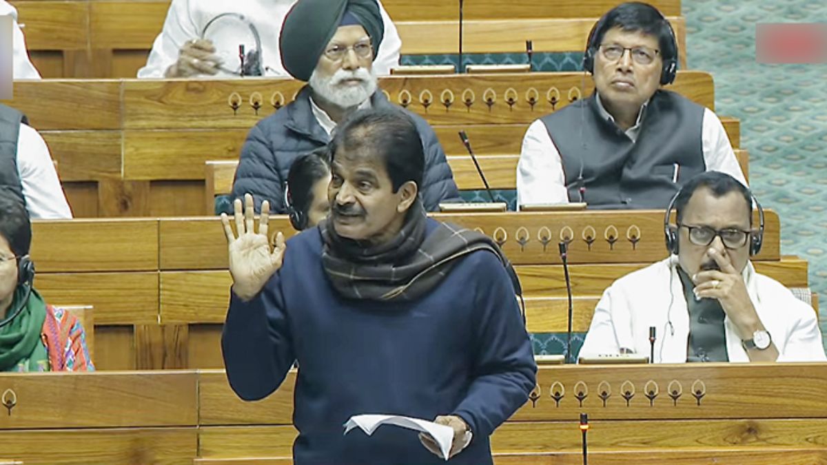 congress alleges ec is acting at behest of bjp citing the lok sabha elections