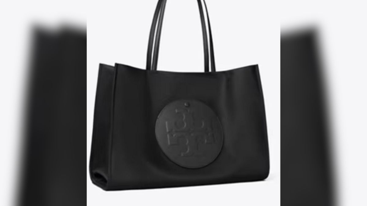 muzaffarpur bag containing diamondstudded jewellery worth rs 15 lakh stolen from sadbhavana express