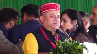 मंडी में सरकार के जनसंकल्प सम्मेलन में संबोधित करते प्रदेश कांग्रेस अध्यक्ष विनय कुमार। जागरण