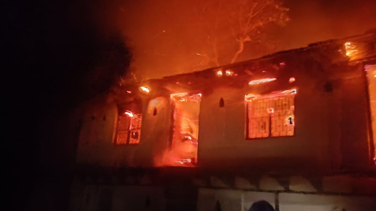 bajnwadi village fire srinagar garhwal house upper floor burnt