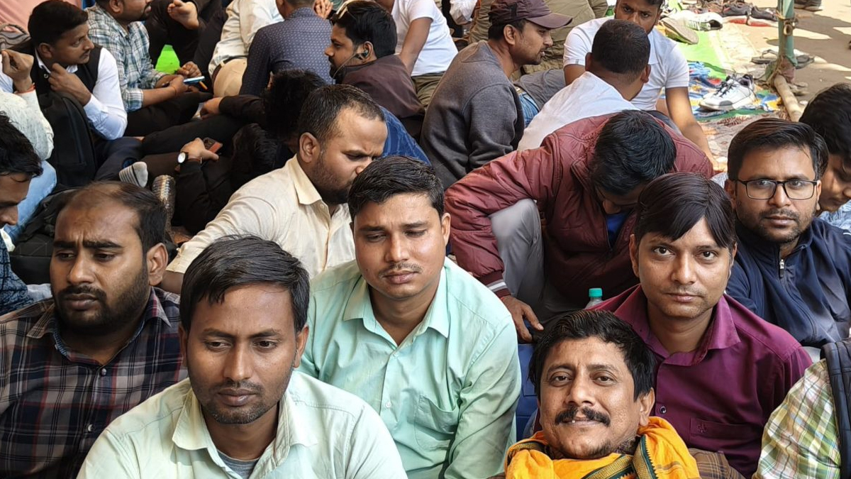 bihar land disputes govt to enforce timely services